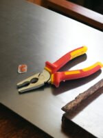 Izolowane szczypce VDE, 200 mm 56HRC Perfect-MYHOMETOOLS-STALCO