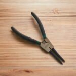 Zewnętrzne szczypce SEEGER, proste, 180 mm-MYHOMETOOLS-STALCO
